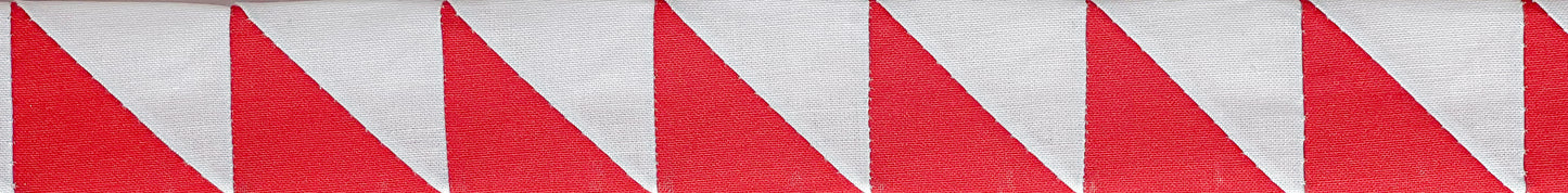 Crimson Contrast Quiltlet